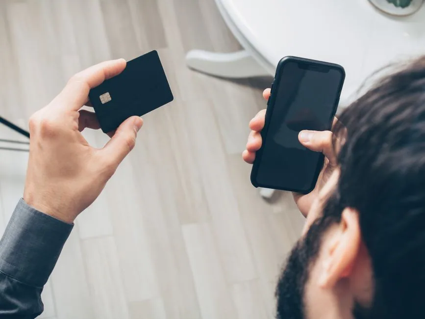 Reviewing a subscription and image-generation workflow